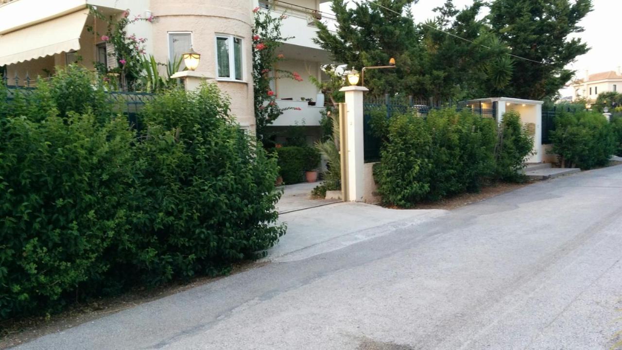 Lovely 2-Bedroom Apartment At Greek Riviera Варі Екстер'єр фото